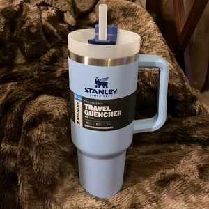NWT Stanley Adventure Quencher Tumbler 40oz - Cornflower Blue - rare (retired)